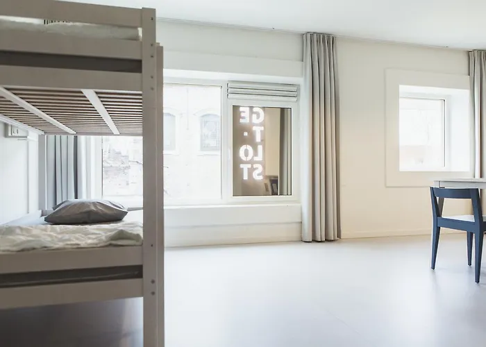 Snuffel Youth Hostel Bruges